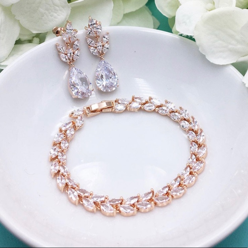 Rose Gold Bridal Earrings Set